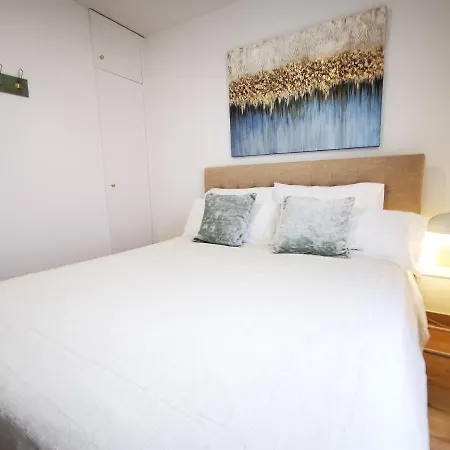 Dorado Apartment *